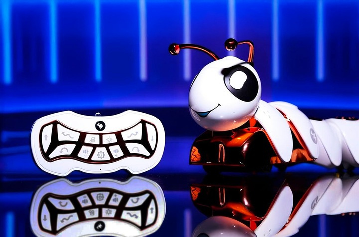 Robot Zdalnie Sterowany Gąsienica Wymienne Elementy Zabawka Światło Dźwięk pol_pl_Robot-Zdalnie-Sterowany-Gasienica-Wymienne-Elementy-Zabawka-Swiatlo-Dzwiek-7736_5