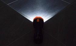 Latarka akumulatorowa LED 1.4W ze światłem bocznym 2.5W LB0170 LIBOX