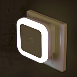 LAMPKA NOCNA LED CZUJNIK ZMIERZCHU