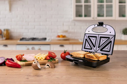 Toster, opiekacz kanapek Titanum CASSEROLE