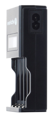 Ładowarka akumulatorków Ni-MH R6/AA, R03/AAA everActive NC-450 Black Edition